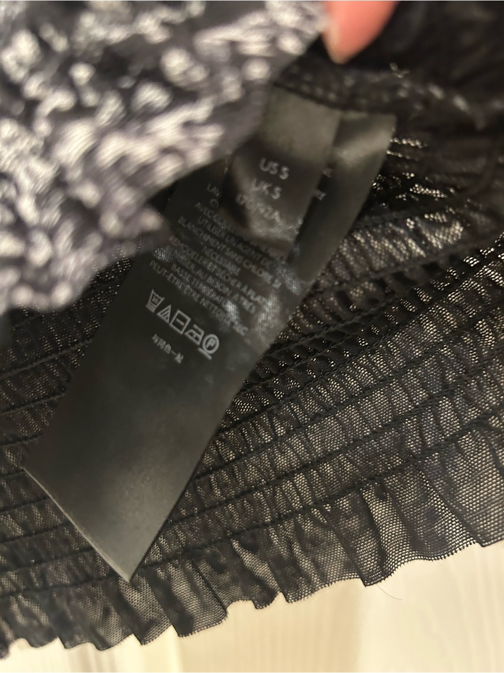 Anthropologie Aurelia Smocked Black White Puff Sleeve - Picture 7 of 7